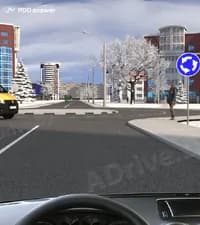 Подъехав к перекрёстку с круговым движением, Вы в показанной ситуации: