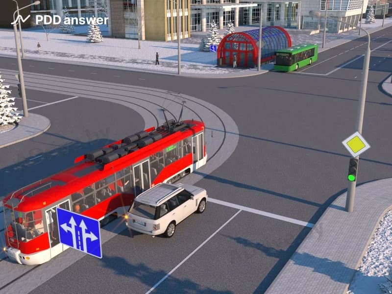 Как поступить водителю легкового автомобиля, если ему необходимо повернуть налево?