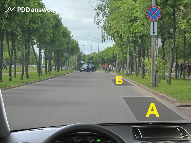 Разрешено ли Вам в показанной ситуации остановиться в указанных местах?