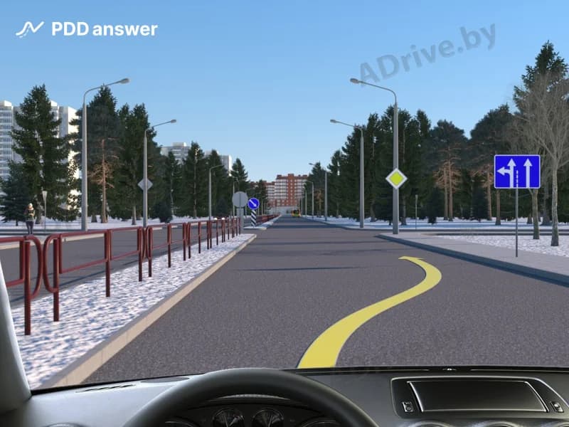 Требуется ли перед осуществлением движения по показанной траектории включить световой указатель правого поворота?