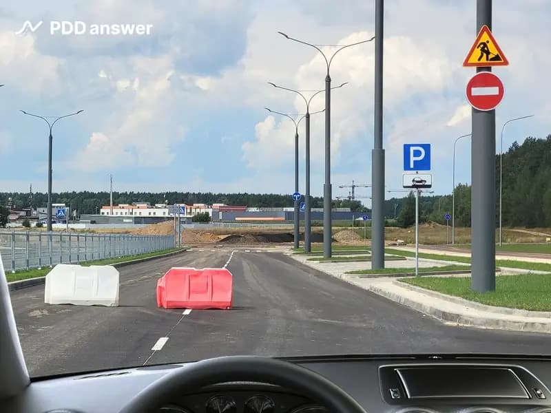 Разрешено ли Вам продолжить движение прямо в показанной ситуации?