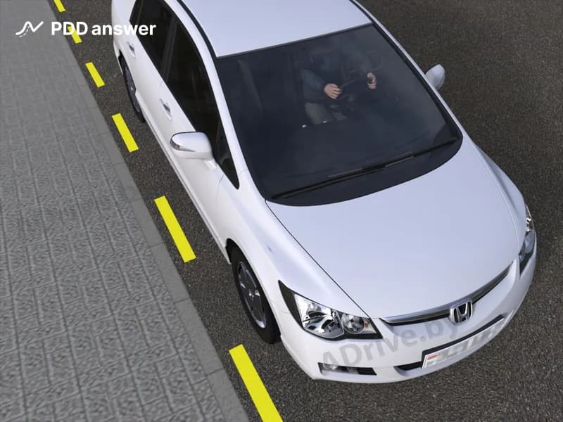 Разрешается ли водителю белого легкового автомобиля произвести высадку пассажиров в показанном месте?