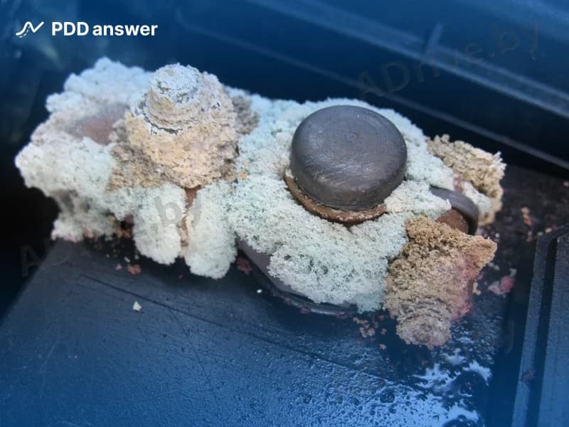 К чему приводит окисление клемм аккумуляторной батареи?