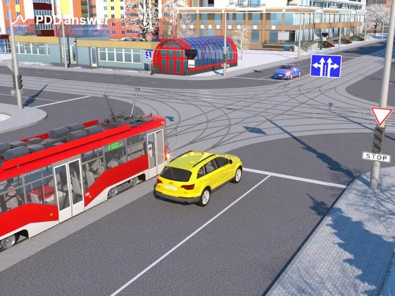 Намереваясь продолжить движение прямо в показанной ситуации при неработающих светофорах, водитель жёлтого легкового автомобиля: