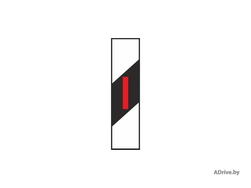 С какой стороны от проезжей части дороги устанавливаются сигнальные столбики с показанной на рисунке вертикальной дорожной разметкой?