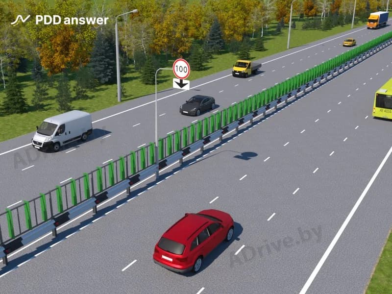 Нарушит ли водитель красного автомобиля Правила дорожного движения, если увеличит скорость с 90 км/ч до 100 км/ч в показанной ситуации, двигаясь по второй полосе движения по дороге, на которой не действуют правила, установленные для движения по автомагистрали?