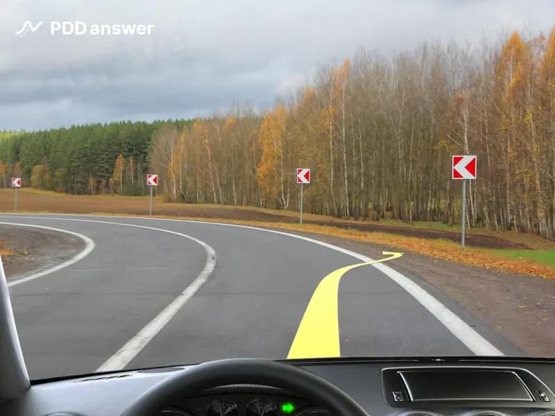 Разрешено ли Вам остановиться на повороте, обозначенном дорожным знаком «1.11.2 Опасный поворот», в указанном месте?