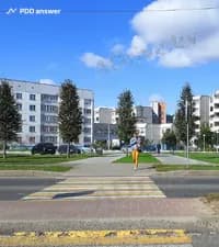 Является ли участок разделительной полосы, через которую проходит пешеходный переход, островком безопасности?