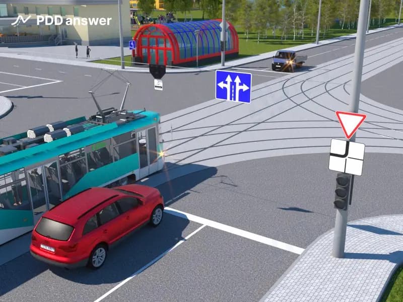 При движении прямо в показанной ситуации водитель легкового автомобиля: