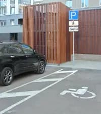 Какие транспортные средства разрешено поставить на стоянку на показанную площадку?
