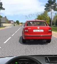 Разрешается ли Вам в показанной обстановке обогнать автомобиль, движущийся перед Вами с небольшой скоростью?