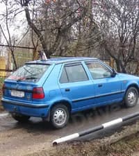В каком из перечисленных ответов правильно указана максимальная величина уклона, на котором стояночная тормозная система должна обеспечивать неподвижное состояние легкового автомобиля в снаряжённом состоянии?