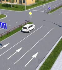 Правильно ли водитель белого автомобиля занял полосу движения в сложившейся ситуации на перекрёстке для дальнейшего движения прямо?