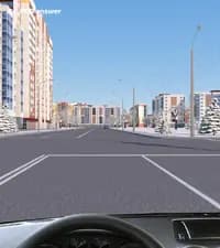 В каких направлениях Вам разрешено продолжить движение в показанной ситуации?