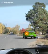Как Вам необходимо поступить в показанной ситуации в населённом пункте?