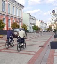 Разрешено ли движение велосипедистов в пешеходной зоне?