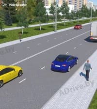 Что безопаснее всего сделать водителю жёлтого автомобиля в показанной ситуации, если грузовой автомобиль останавливается, а синий легковой автомобиль продолжает двигаться, не снижая скорость?