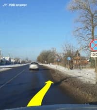 Разрешается ли Вам, управляя легковым автомобилем, совершить остановку у края проезжей части дороги сразу за запрещающим знаком в показанной обстановке, если ширина полосы движения составляет 3,75 метра?
