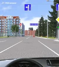В каких направлениях Вам разрешено двигаться, находясь в средней полосе движения, в показанной обстановке?