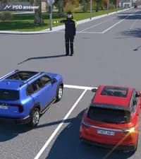 Каким транспортным средствам разрешено продолжить движение в показанной ситуации?